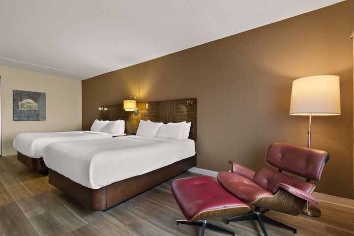 Room 42 of 63