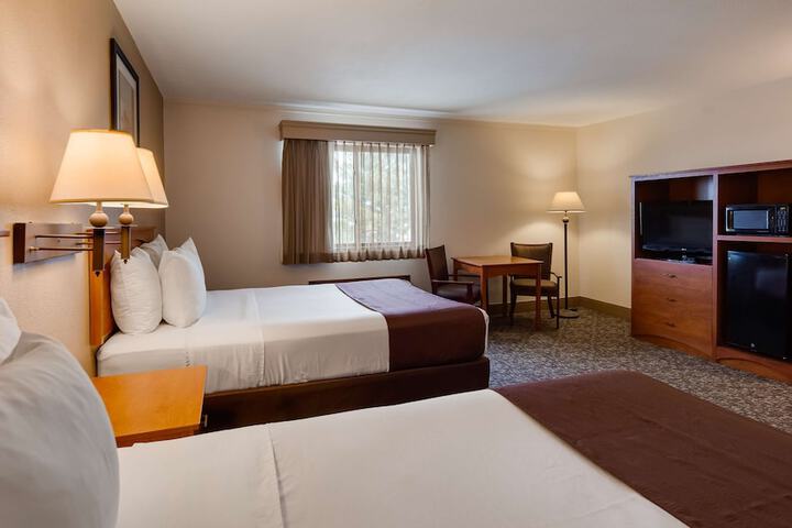 Room 13 of 24