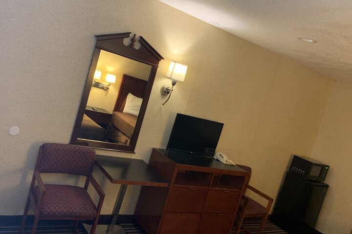 Room 20 of 37