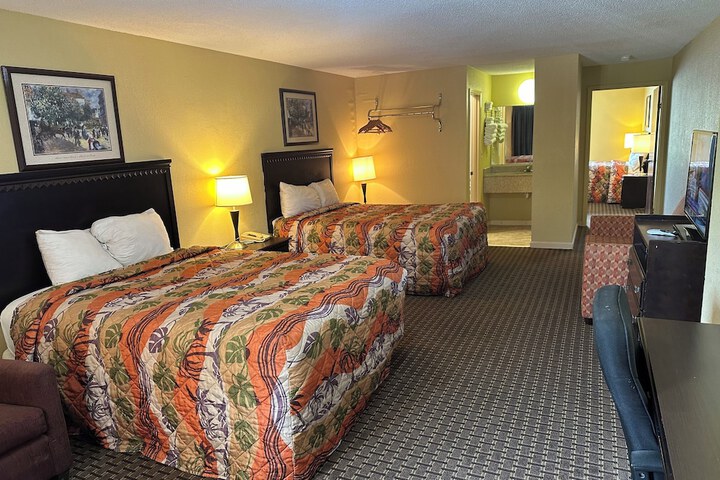 Room 22 of 46