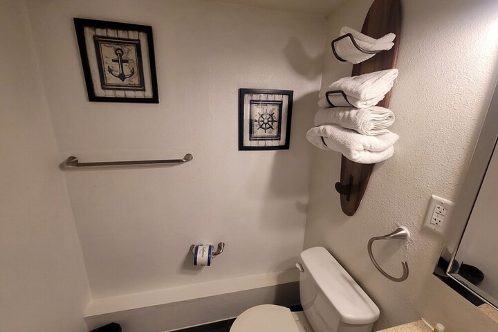 Room 25 of 67
