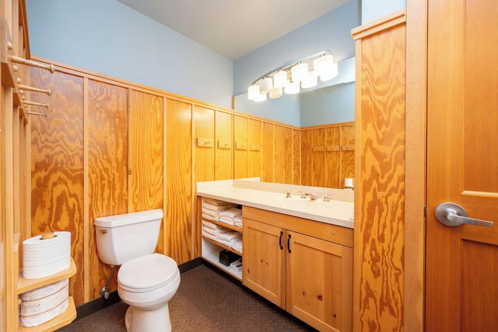 Sleeping Lady Mountain Resort & Spa