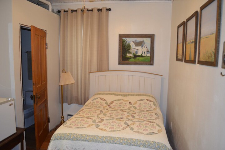 Grand Prairie Inn and Apartments