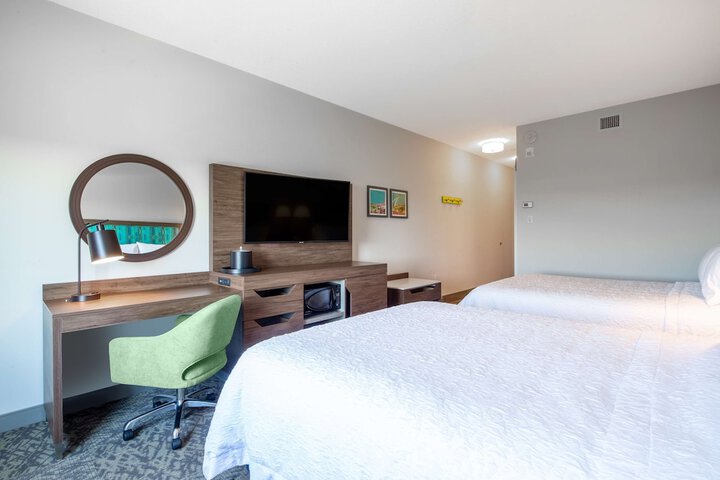 Room 21 of 50