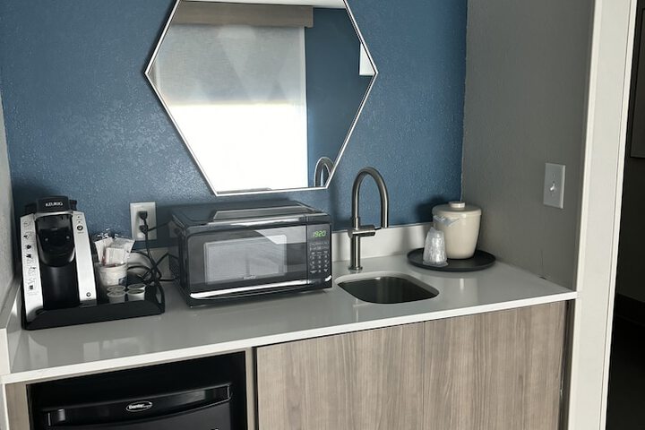 Room 20 of 48