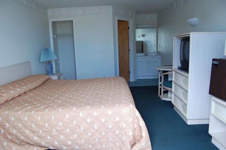 Room 22 of 42