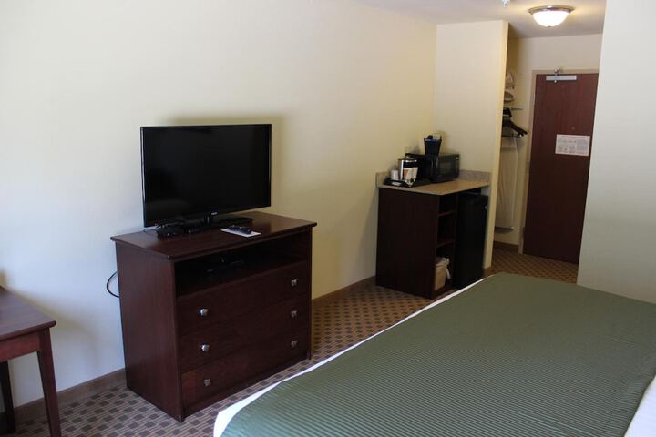 Room 17 of 45