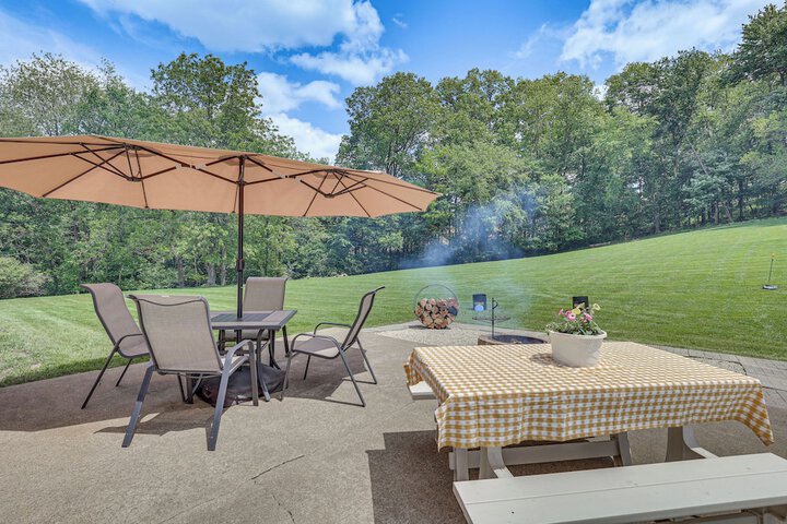 Secluded Ohio Amish Country Getaway w / Fire Pit