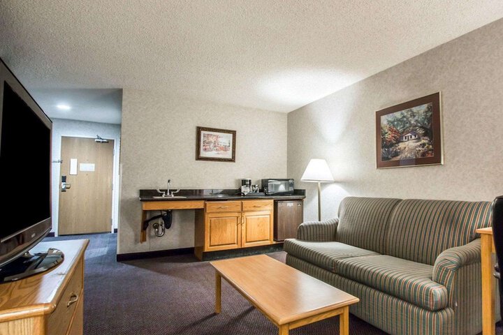 Room 19 of 32