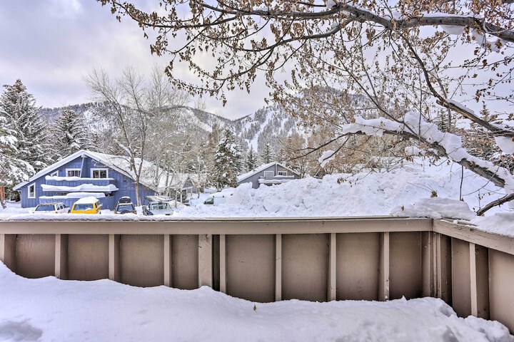 Ketchum Mountain Retreat: Central Location!