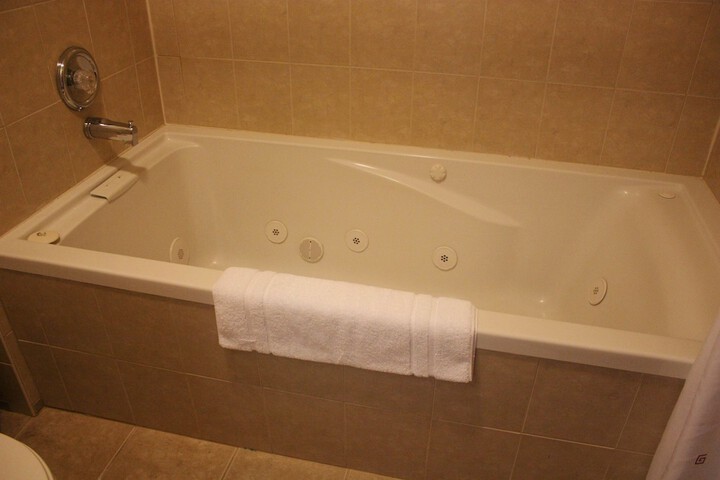 Room 6 of 20