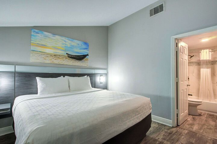 Room 17 of 68