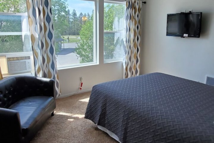Room 34 of 81