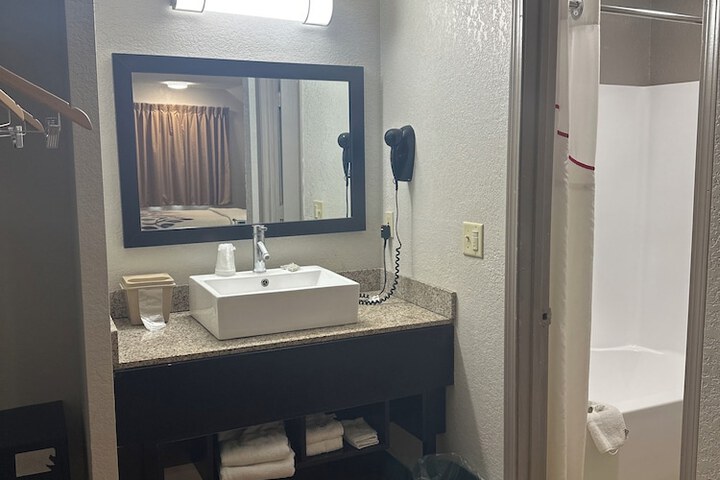 Red Roof Inn Anderson IN