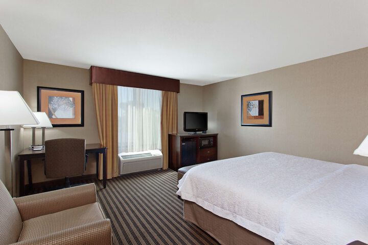 Hampton Inn & Suites Fresno-Northwest