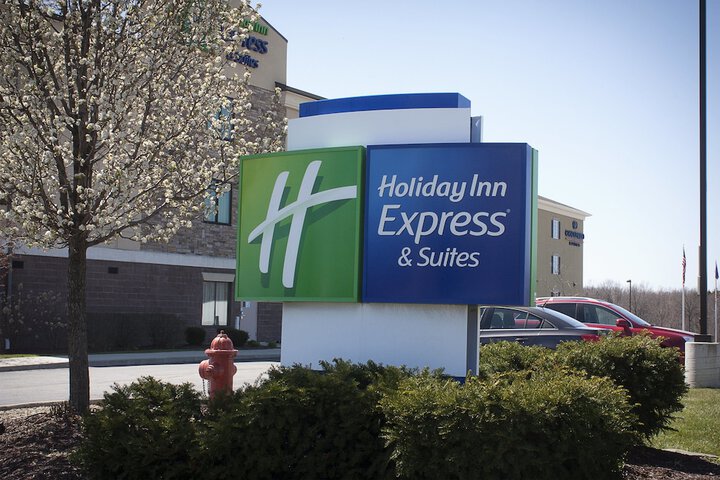Hotel 2 of 35