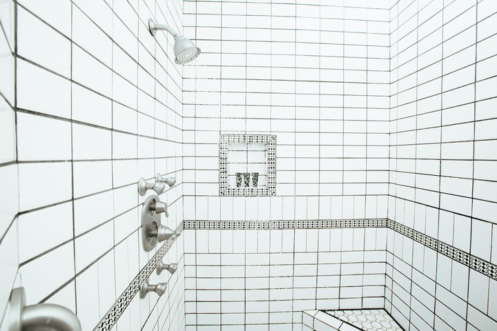 Room 28 of 41