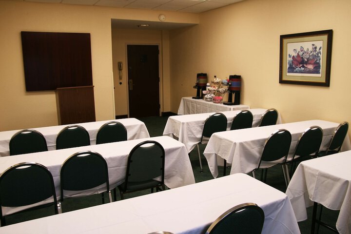 Hampton Inn & Suites Jackson-Coliseum
