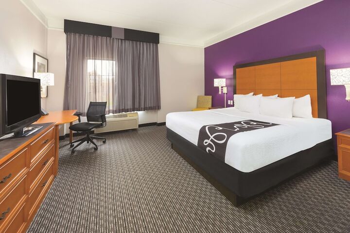 Room 21 of 25