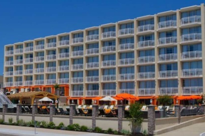 Hotel 3 of 39