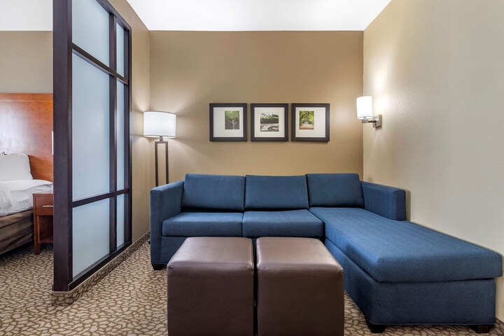 Room 20 of 28