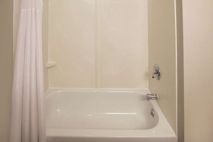La Quinta Inn & Suites by Wyndham Mechanicsburg - Harrisburg