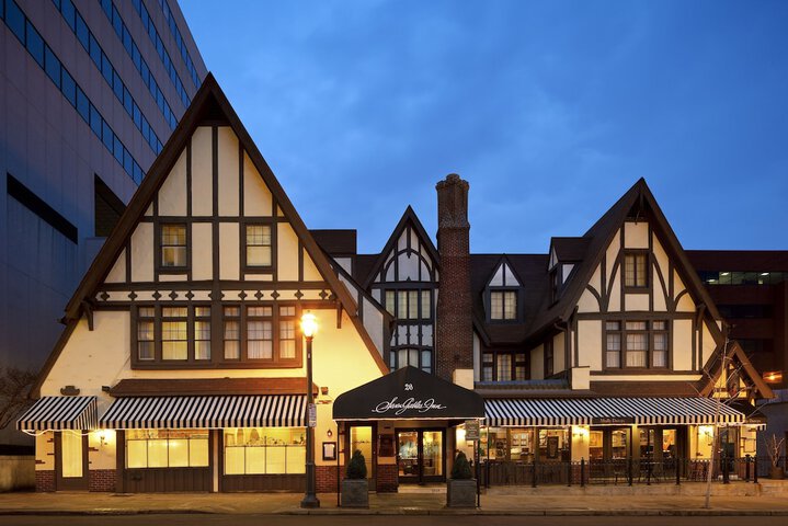 Hotel 2 of 27