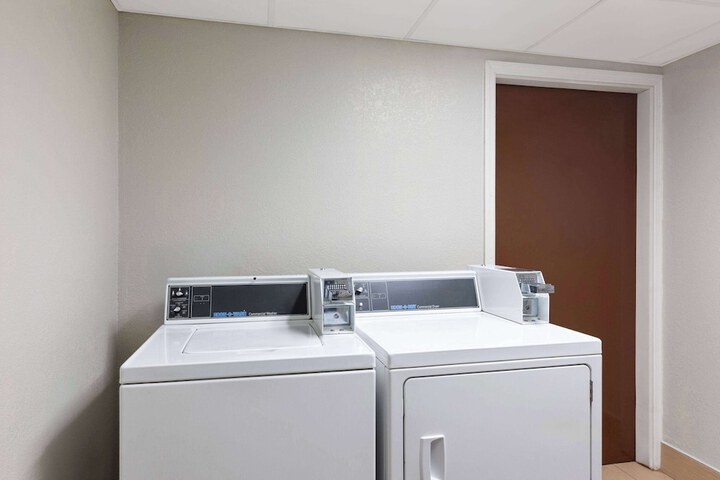 La Quinta Inn & Suites by Wyndham Sevierville / Kodak