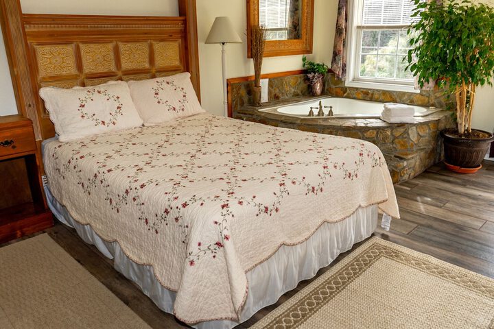 The Chimney Rock Inn & Cottages