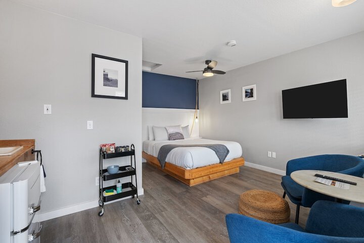Room 81 of 108