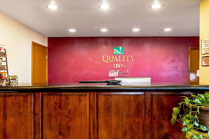 Quality Inn Three Rivers