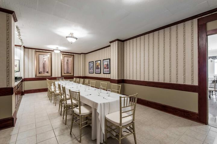 Hotel Bothwell Sedalia Central District an Ascend Collection Hotel