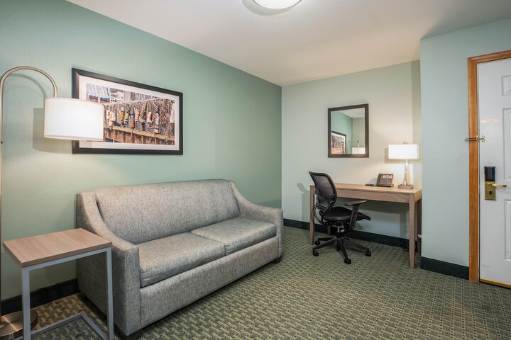 Room 18 of 45
