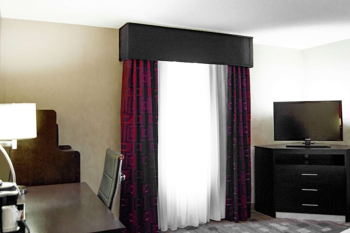 Room 10 of 22