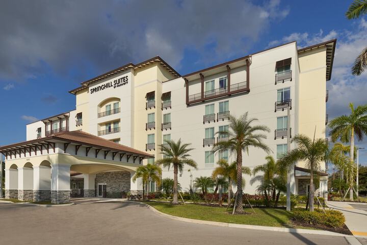 Hotel 1 of 33