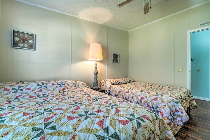 Anglers Getaway: Homosassa Home w / Boat Dock!