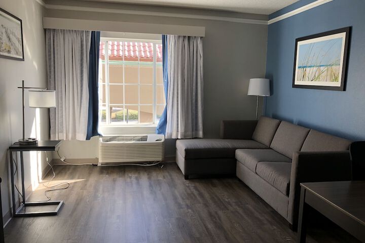 Room 19 of 78