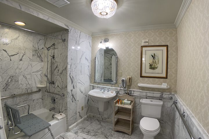 Room 21 of 52