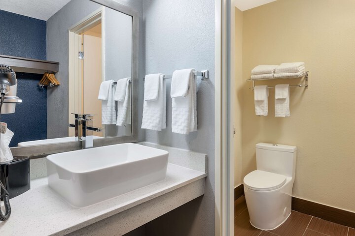 Best Western Kokomo Hotel