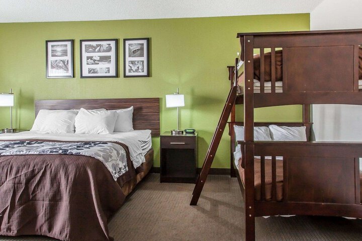 Room 21 of 45