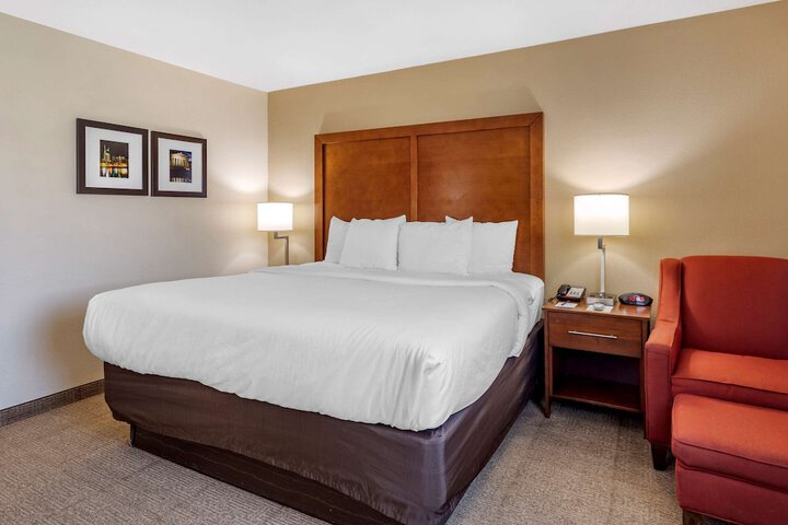 Room 45 of 60