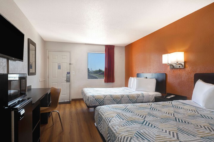 Room 15 of 30