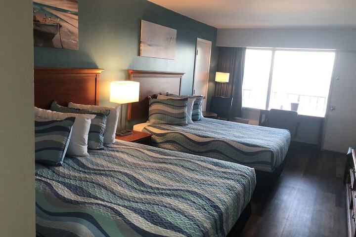 Room 18 of 25