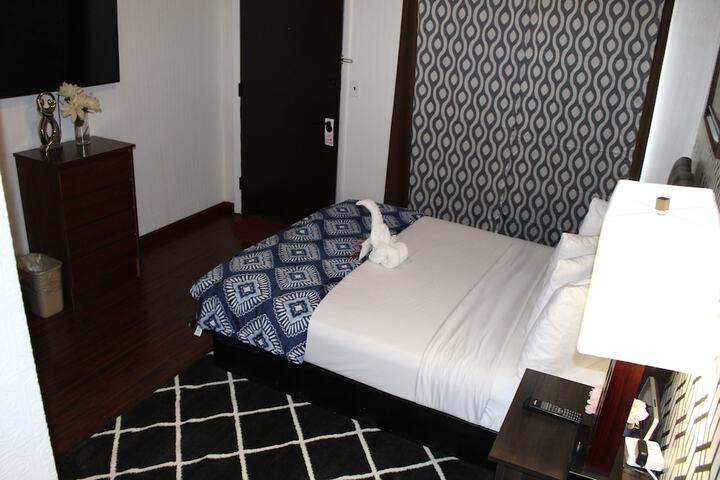 Room 14 of 17