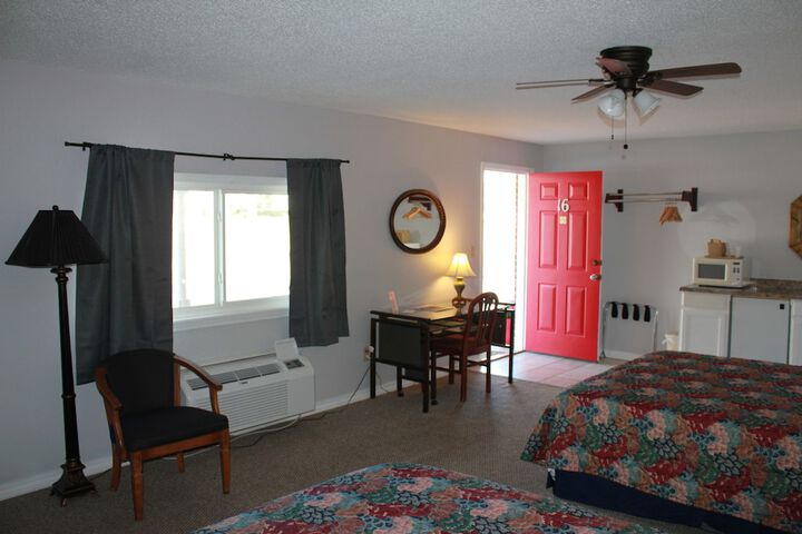 Room 84 of 219