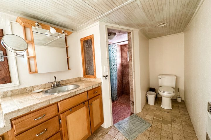 Room 15 of 113