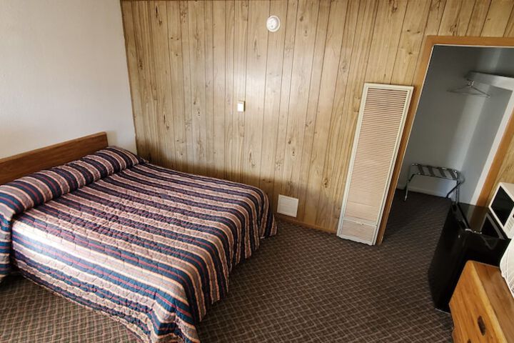 Room 35 of 57