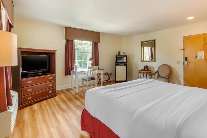 Room 16 of 42