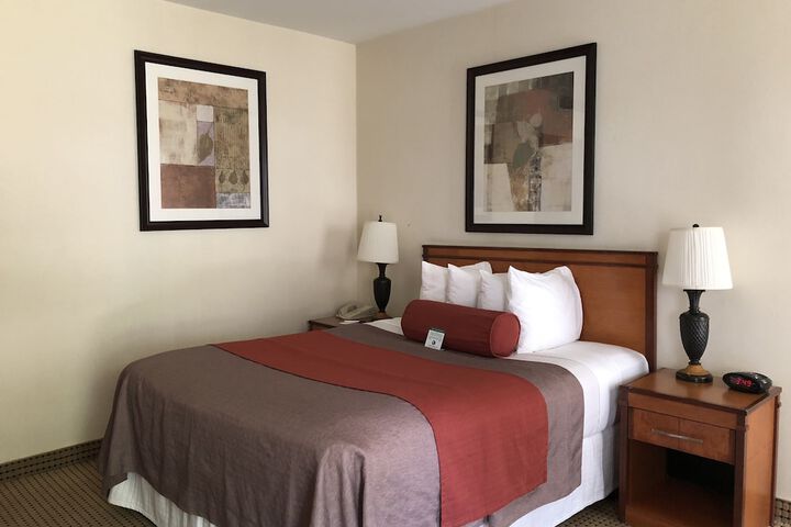 Room 22 of 33