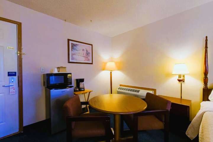 Room 77 of 111